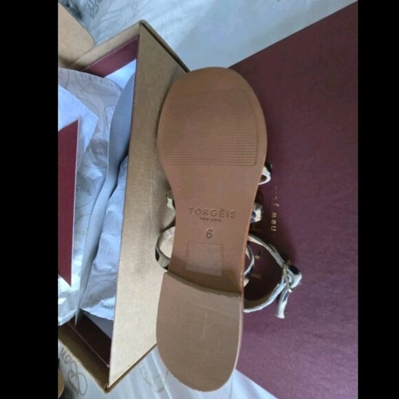 TORGEIS NEW YORK SYRENE leopard Syrene cage sandals size 6 NIB - Picture 3 of 5